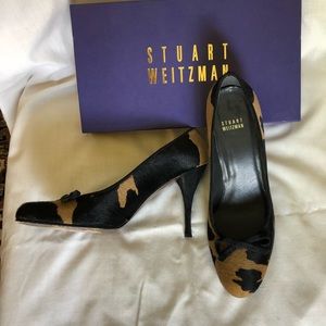 “Pony hair” pumps